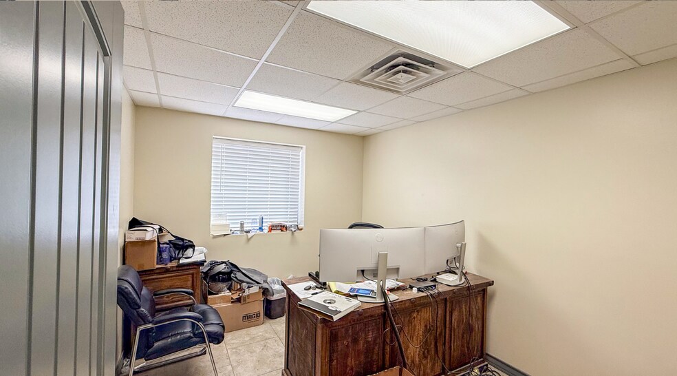 More Photos Of 1403 E County Road 120, Midland Industrial For Lease