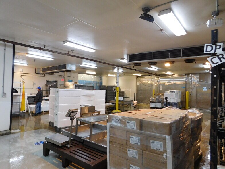 More Photos Of 1100 S Santa Fe Ave, Los Angeles Refrigeration Cold Storage For Lease