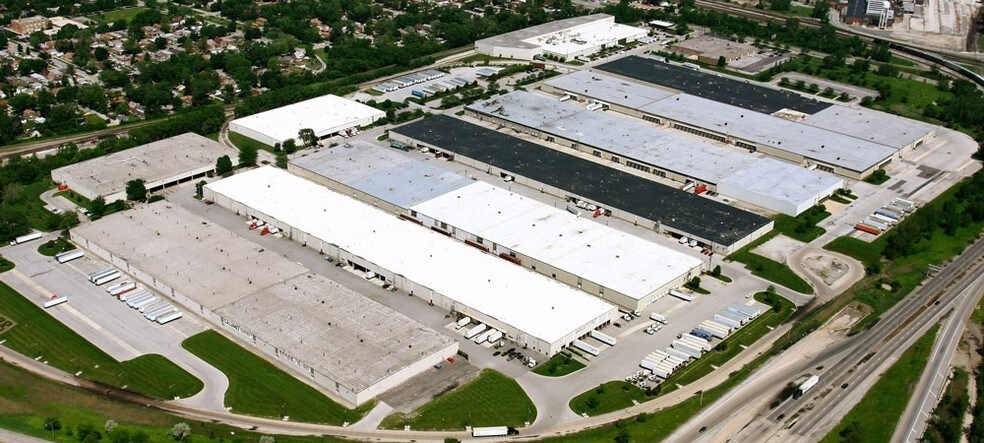 More Photos Of 1400 W 95th St, Chicago Unknown For Lease