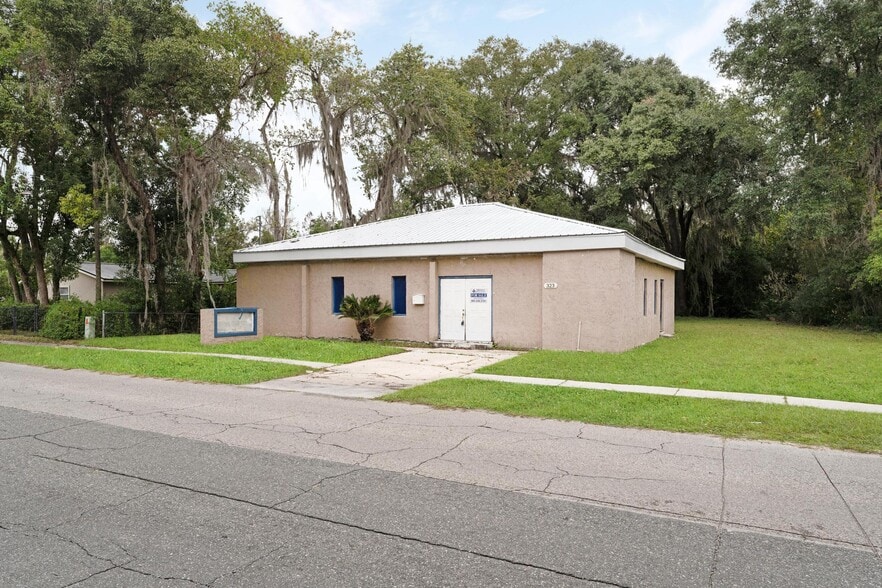 More Photos Of 323 M L King, Macclenny Religious Facility For Sale