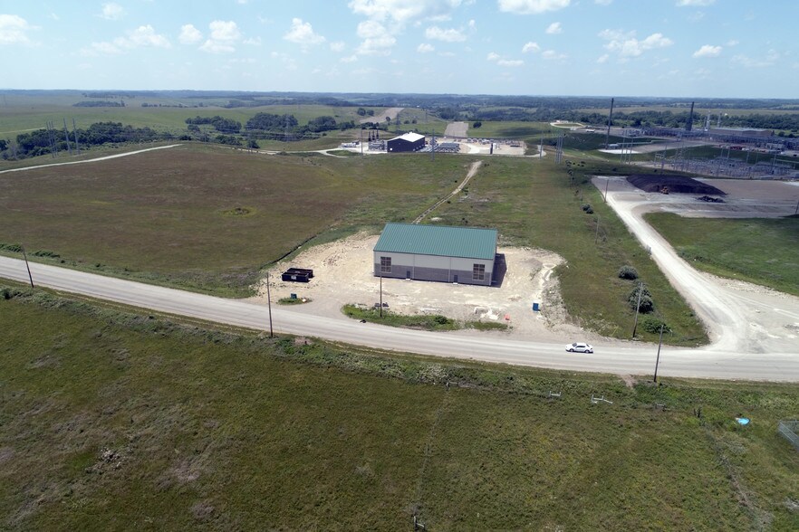 More Photos Of Industrial Park Rd, Cadiz Warehouse For Lease