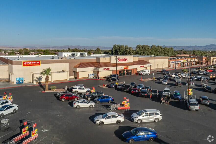 More Photos Of 2560-2620 S Maryland Pky, Las Vegas Storefront For Sale