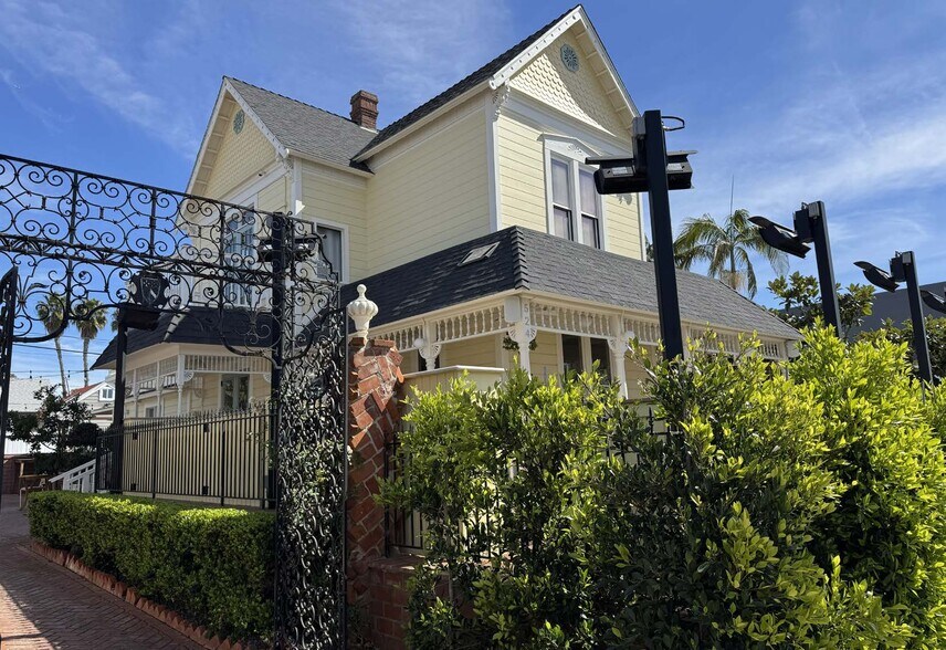 More Photos Of , Oceanside General Retail For Sale