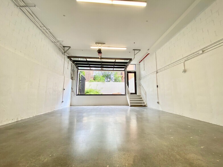 More Photos Of 888 Lorimer St, Brooklyn Loft Creative Space For Lease