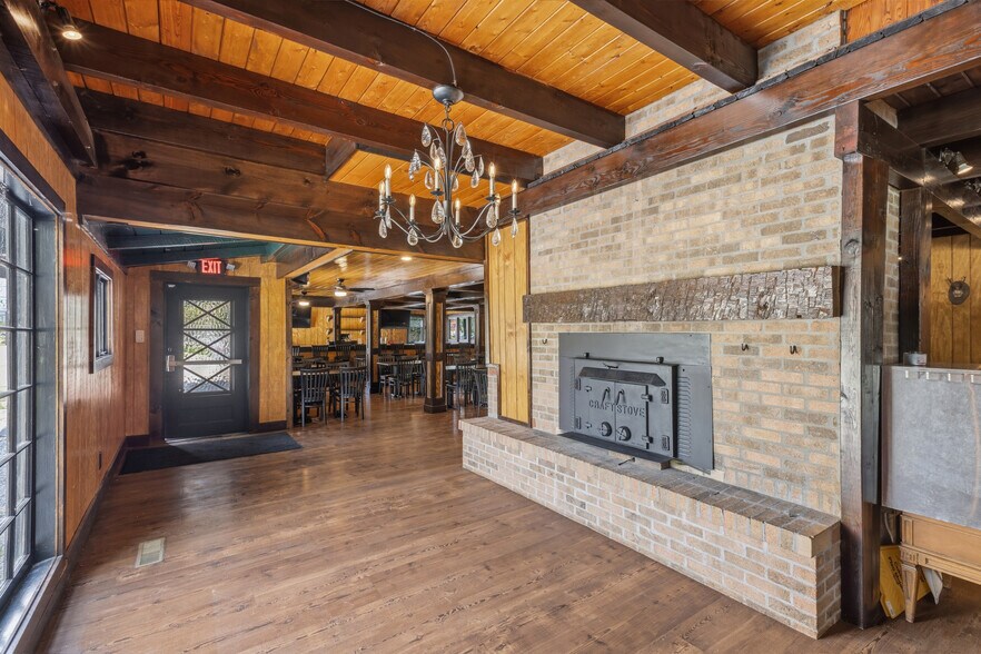 More Photos Of 851 Highway 441 S, Clayton Freestanding For Sale