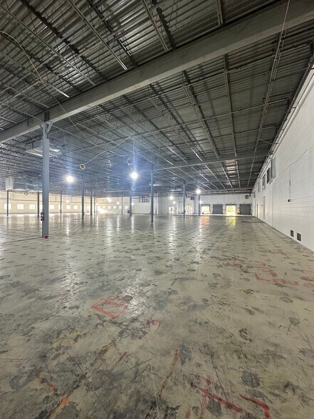 More Photos Of 32 Coslin Dr, Southborough Research And Development For Lease