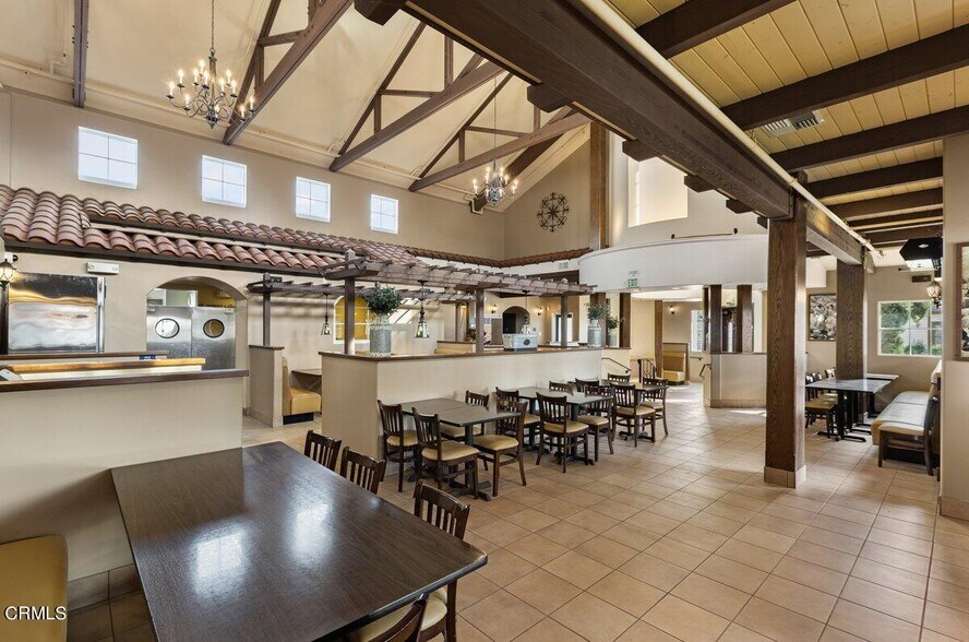 More Photos Of 125 S 10th St, Santa Paula Restaurant For Lease