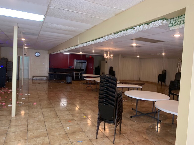 More Photos Of 12222 Bissonnet St, Houston Unknown For Lease