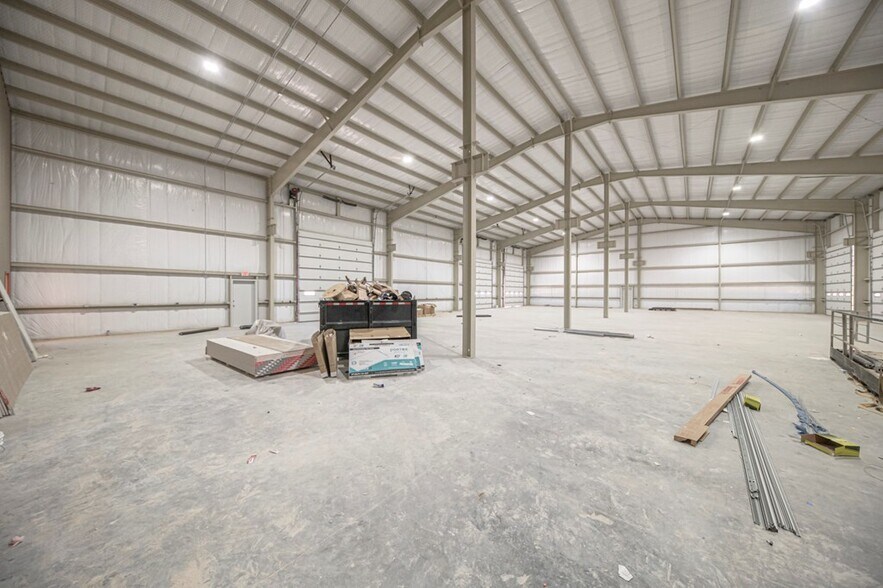 More Photos Of 16651 W Basin St, Odessa Industrial For Sale