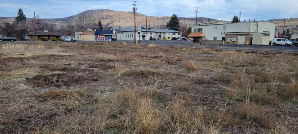 More Photos Of 4784 S 6th St, Klamath Falls Land For Sale