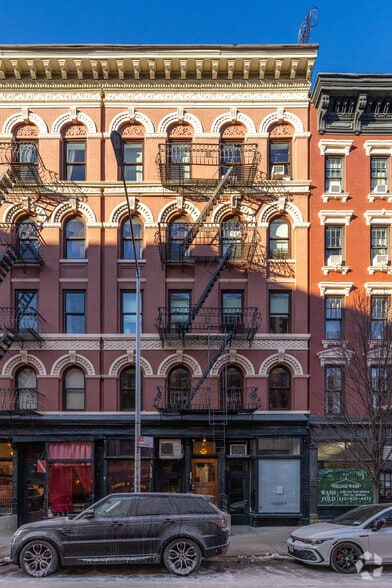 Primary Photo Of 325 W 11th St, New York Apartments For Lease