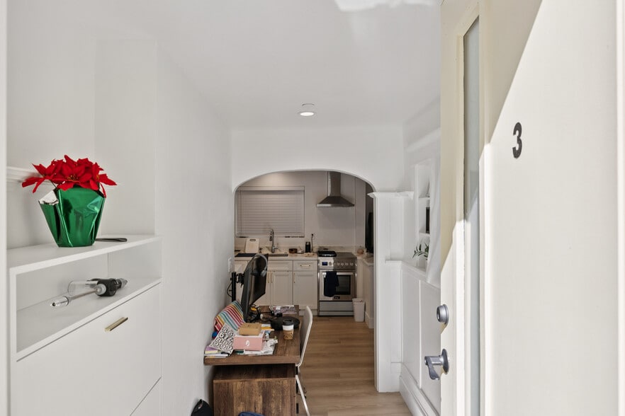 More Photos Of 250 Red Hill Ave, San Anselmo Apartments For Sale