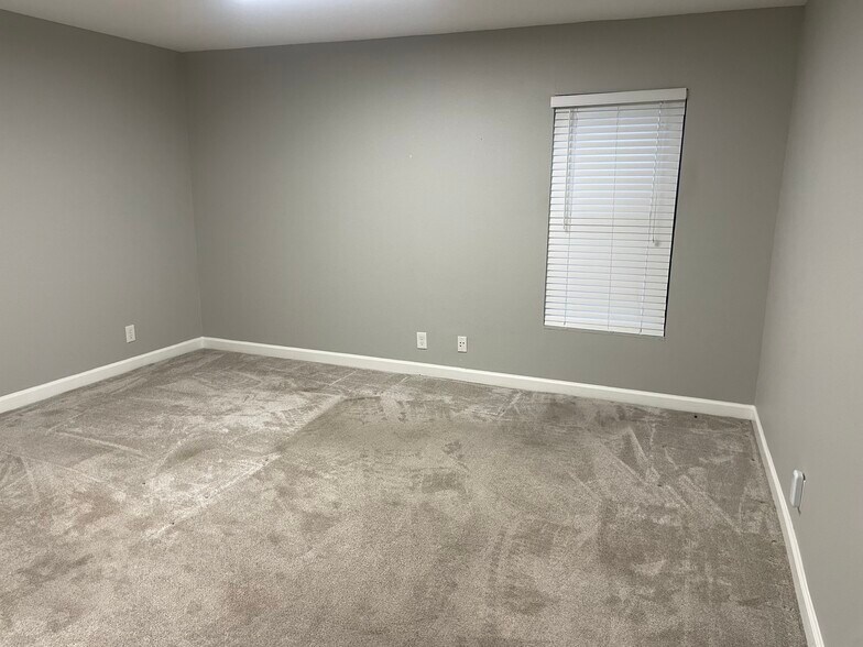 More Photos Of 7303 Blanco Rd, San Antonio Office For Lease