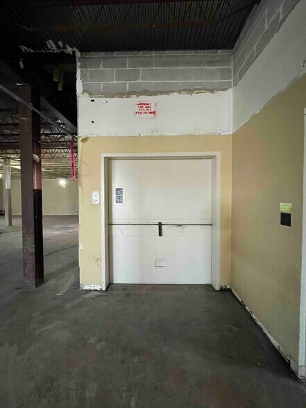 More Photos Of 1900 20th Ave S, Birmingham Medical For Sale