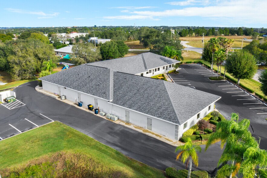 More Photos Of 3311-3345 Medical Hill Rd, Sebring Medical For Lease