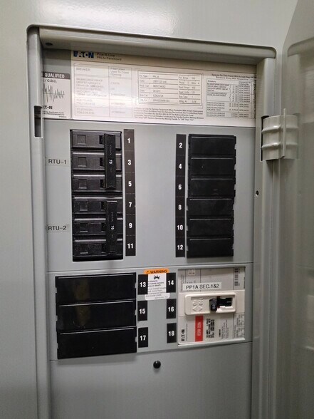 More Photos Of 37 Anderson Rd, Buffalo Medical For Sale