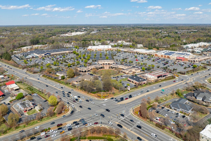 More Photos Of 9645-9759 Sam Furr Rd, Huntersville Unknown For Lease