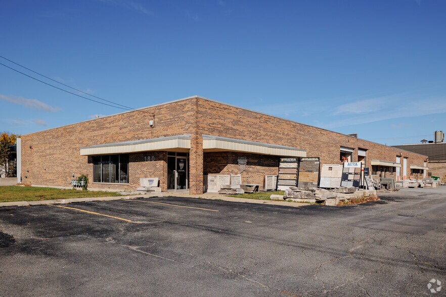 More Photos Of 180 Shepard Ave, Wheeling Warehouse For Lease