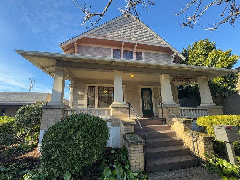 Primary Photo Of 518 SW 3rd St, Corvallis Office For Sale