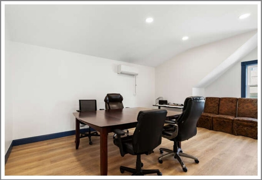 More Photos Of 45 Albion St, Wakefield Office For Sale