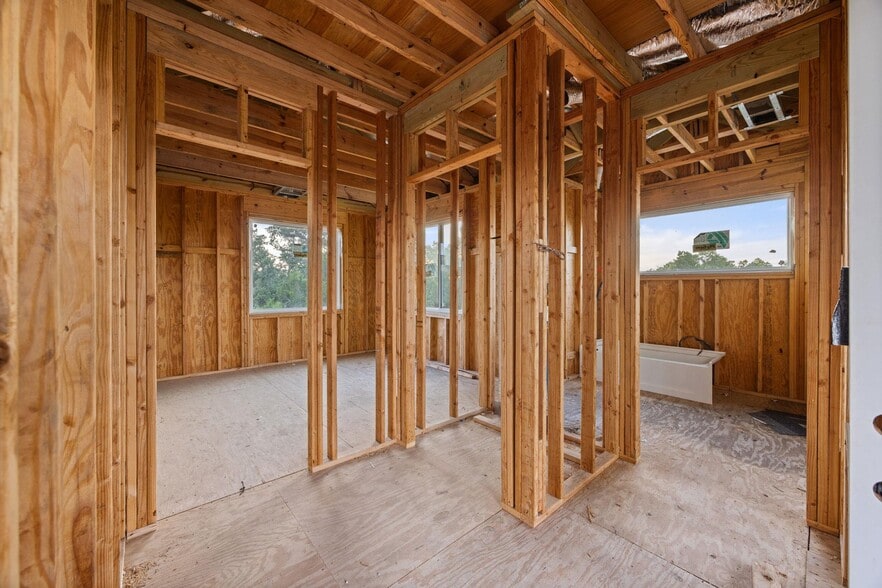 More Photos Of 5460 FM 2325, Wimberley Hotel For Sale