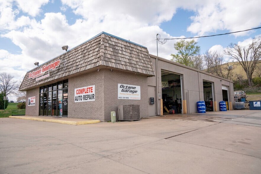 More Photos Of 7002 L St, Omaha Service For Sale