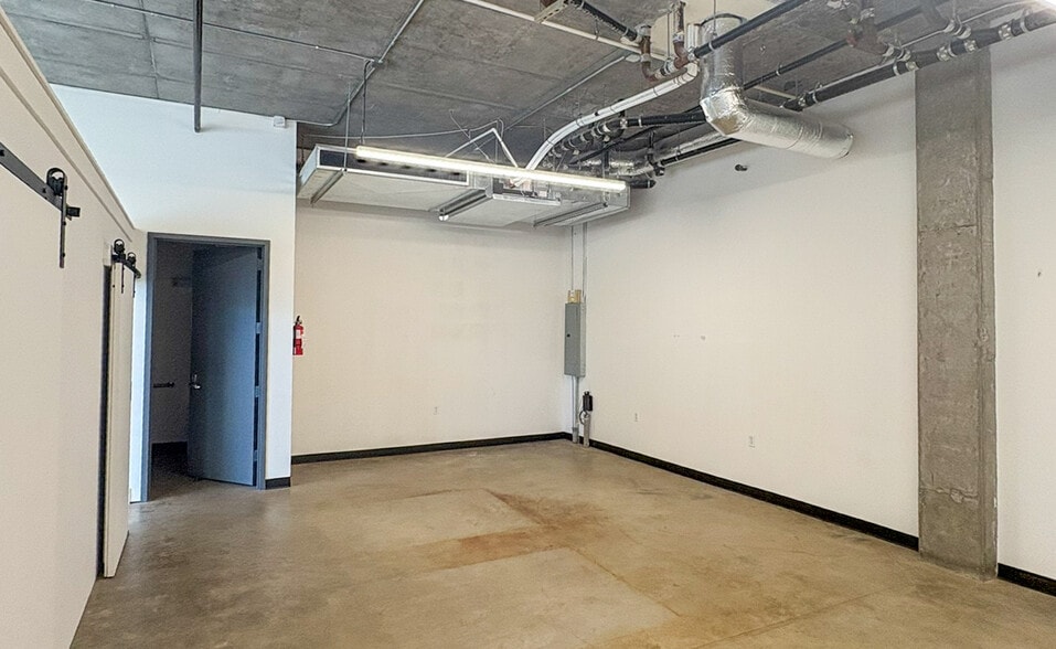 More Photos Of 4252 SE Belmont St, Portland Apartments For Lease