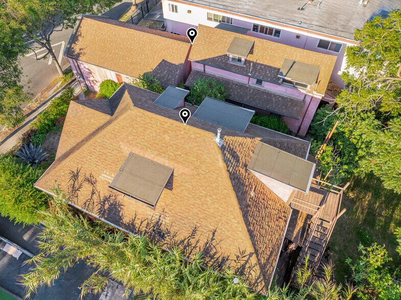 More Photos Of 1614 Russell St, Berkeley Apartments For Sale