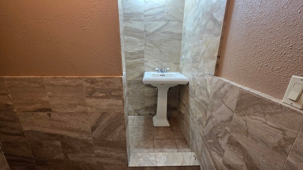 More Photos Of 14 S Union St, Stockton Multifamily For Sale