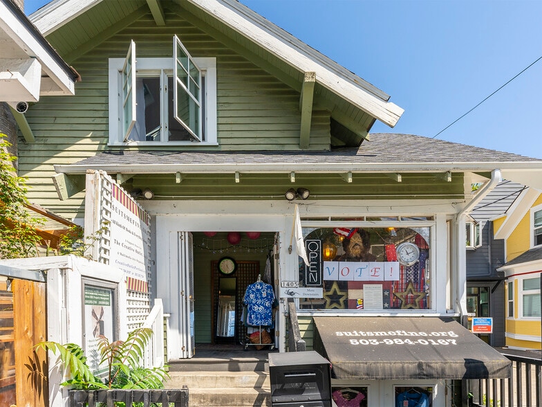 More Photos Of 1405 SE Tacoma St, Portland Storefront For Sale