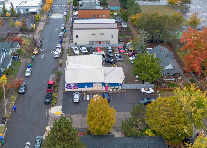 More Photos Of 104 NE 80th Ave, Portland Warehouse For Sale