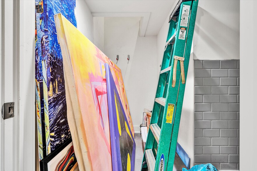 More Photos Of 109 Campbell Ave SW, Roanoke Apartments For Sale