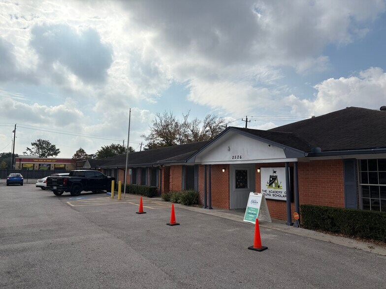 More Photos Of 2526 Walnut Bend, Houston Daycare Center For Sale