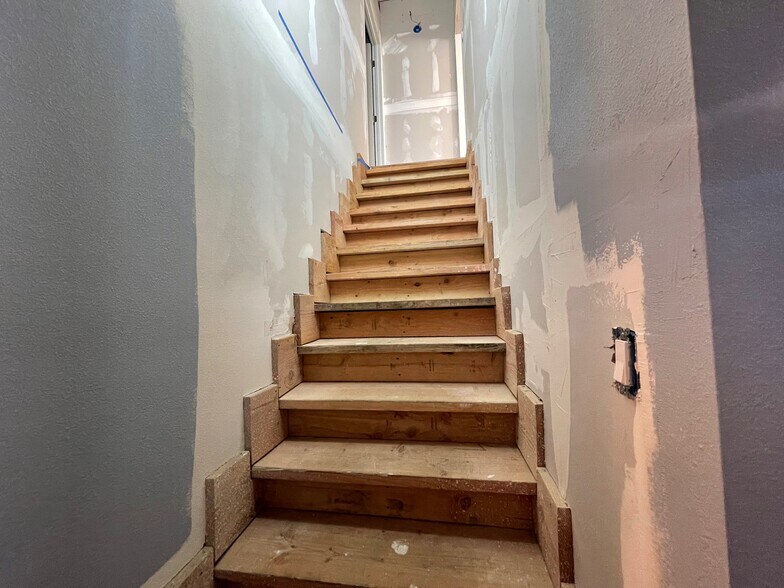 More Photos Of 411-445 8th St, Oakland Medical For Sale