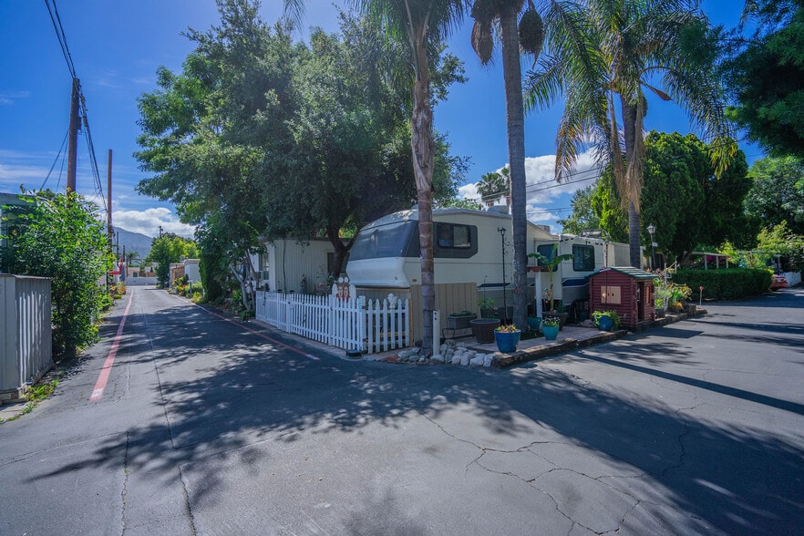 More Photos Of 10799 Sherman Grove Ave, Sunland Manufactured Housing Mobile Home Park For Sale