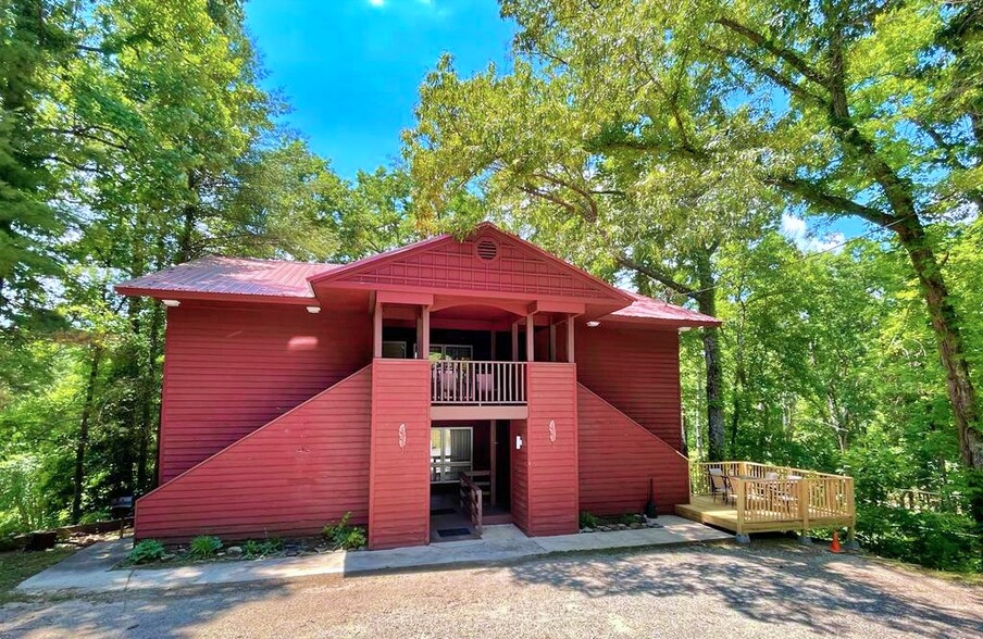 Primary Photo Of 57 Observation Point Dr, Bryson City Apartments For Sale