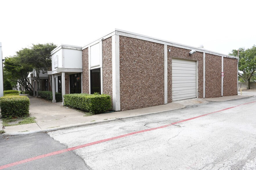 More Photos Of 50-1100 Business Pky, Richardson Unknown For Lease