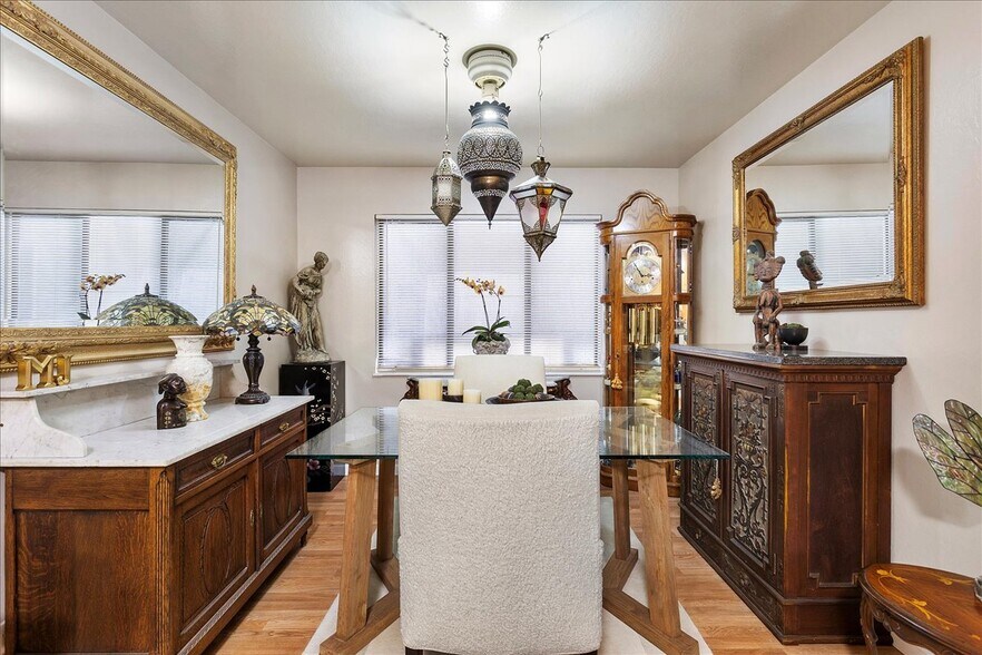 More Photos Of 561 Oakland Ave, Oakland Apartments For Sale