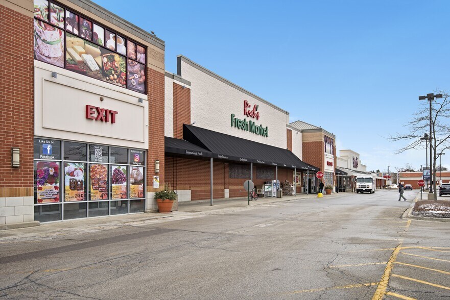 More Photos Of 8251-8361 N Belmont Ave, River Grove Unknown For Lease