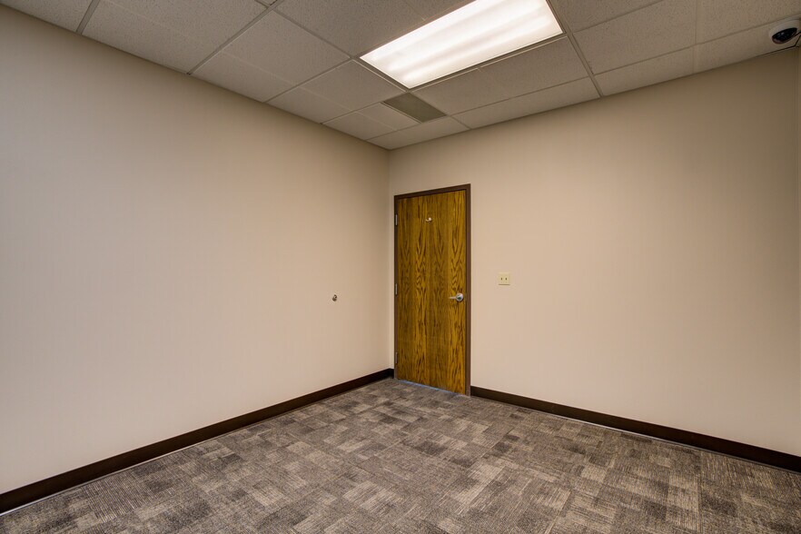 More Photos Of 5739 Observation Ct, Colorado Springs Warehouse For Lease