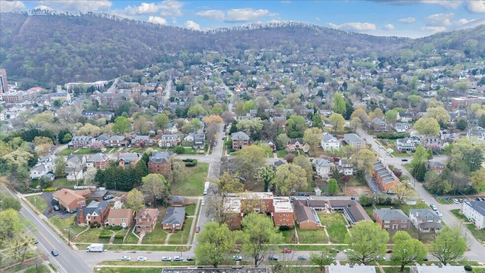 More Photos Of 2404 Longview Ave SW, Roanoke Multifamily For Sale