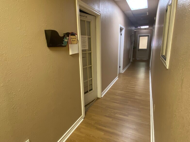 More Photos Of 111 W 5th St, Tyler Loft Creative Space For Sale