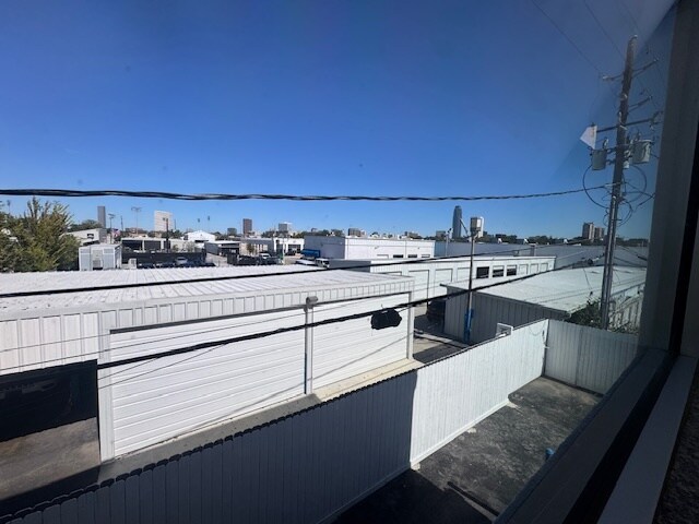 More Photos Of 5712 Southwest Fwy, Houston Auto Dealership For Lease