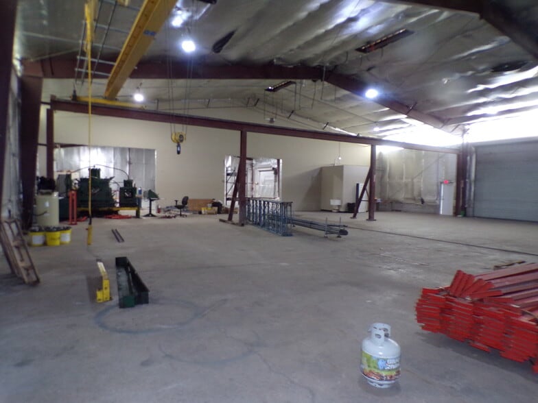 More Photos Of 4763 Drane Field Rd, Lakeland Warehouse For Lease