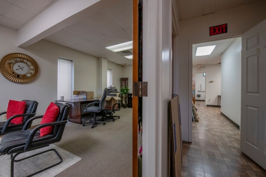 More Photos Of 950 Mack Todd Rd, Zebulon Light Manufacturing For Sale