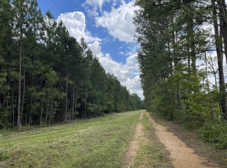 More Photos Of Frontage Rd, Columbus Land For Sale
