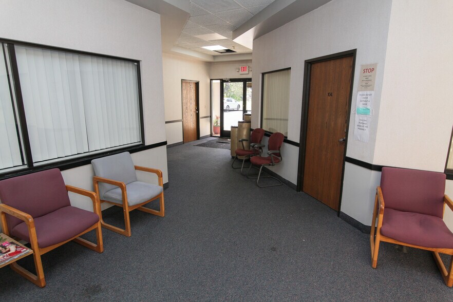 More Photos Of 38300 Van Dyke Ave, Sterling Heights Medical For Lease