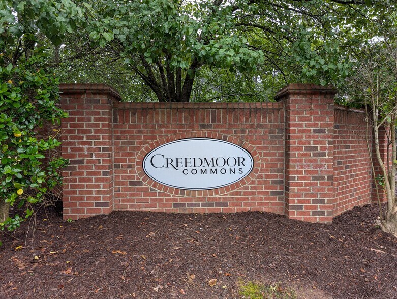 More Photos Of 6511 Creedmoor Rd, Raleigh Office For Lease