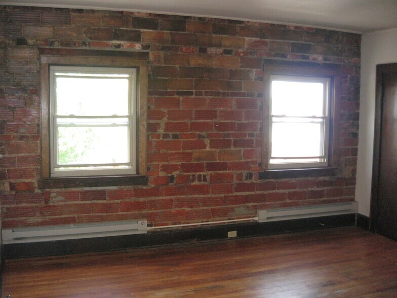 More Photos Of 2240 Norwood Ave, Cincinnati Apartments For Sale