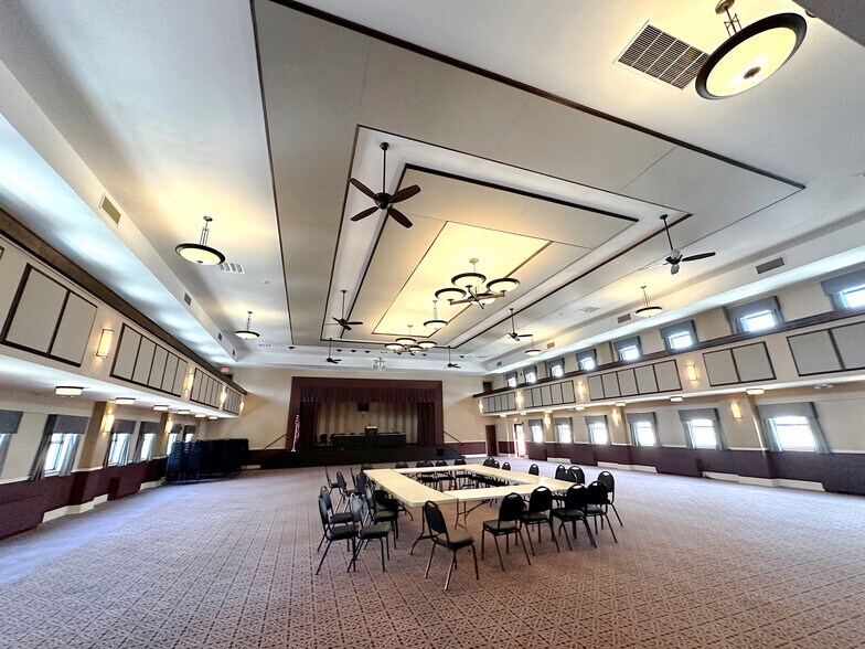 More Photos Of 4701 Butler St, Pittsburgh Office For Sale